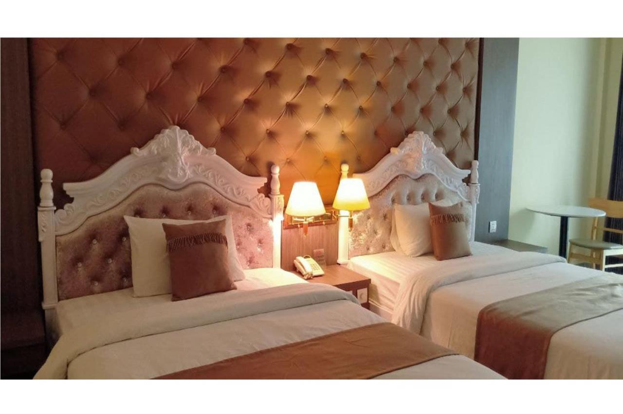 You Eng Hotel Phnompen Kültér fotó