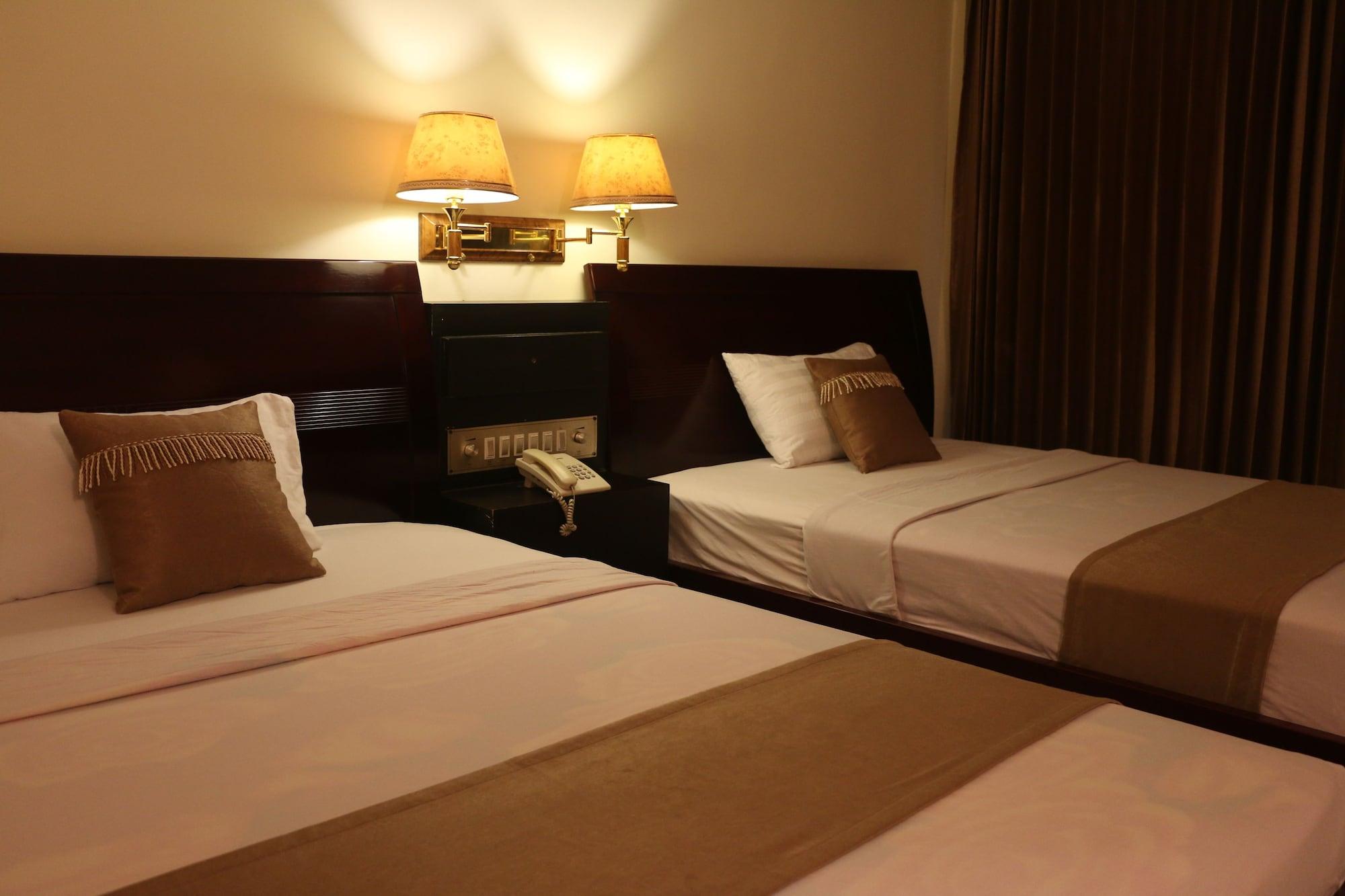You Eng Hotel Phnompen Kültér fotó